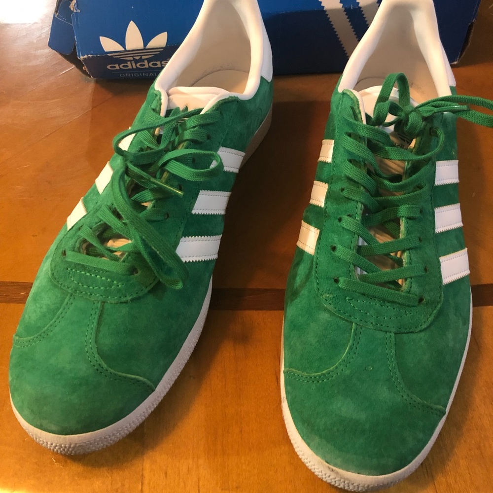 Adidas Gazelle Green/White Sneakers Size 11 pre-owned